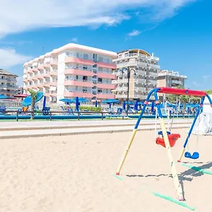 apollo-lido-di-jesolo.hotelslidodijesolo.com/